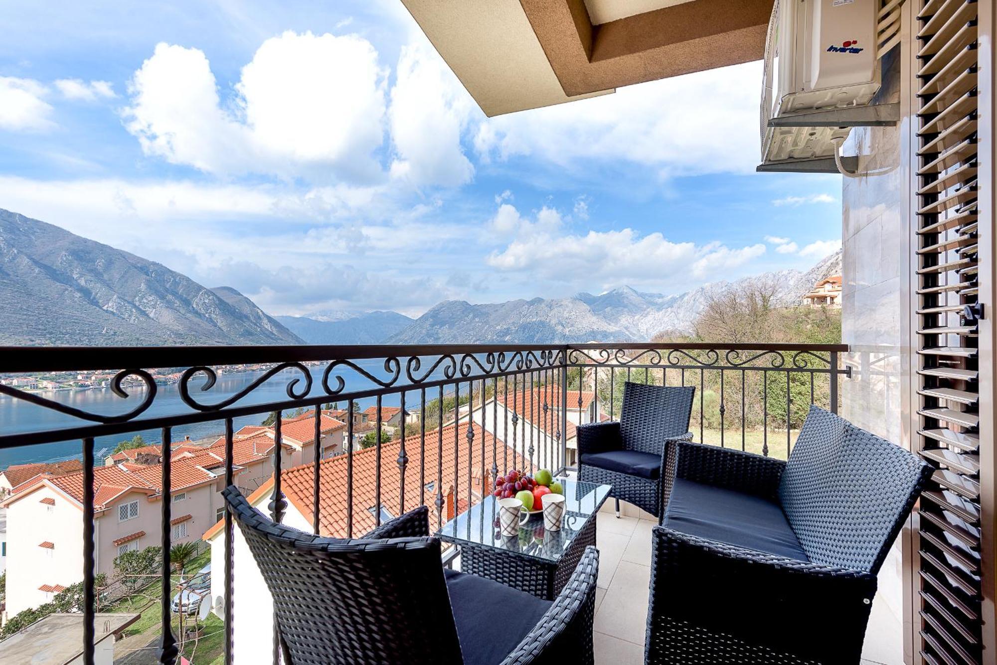 2montenegro Panorama *